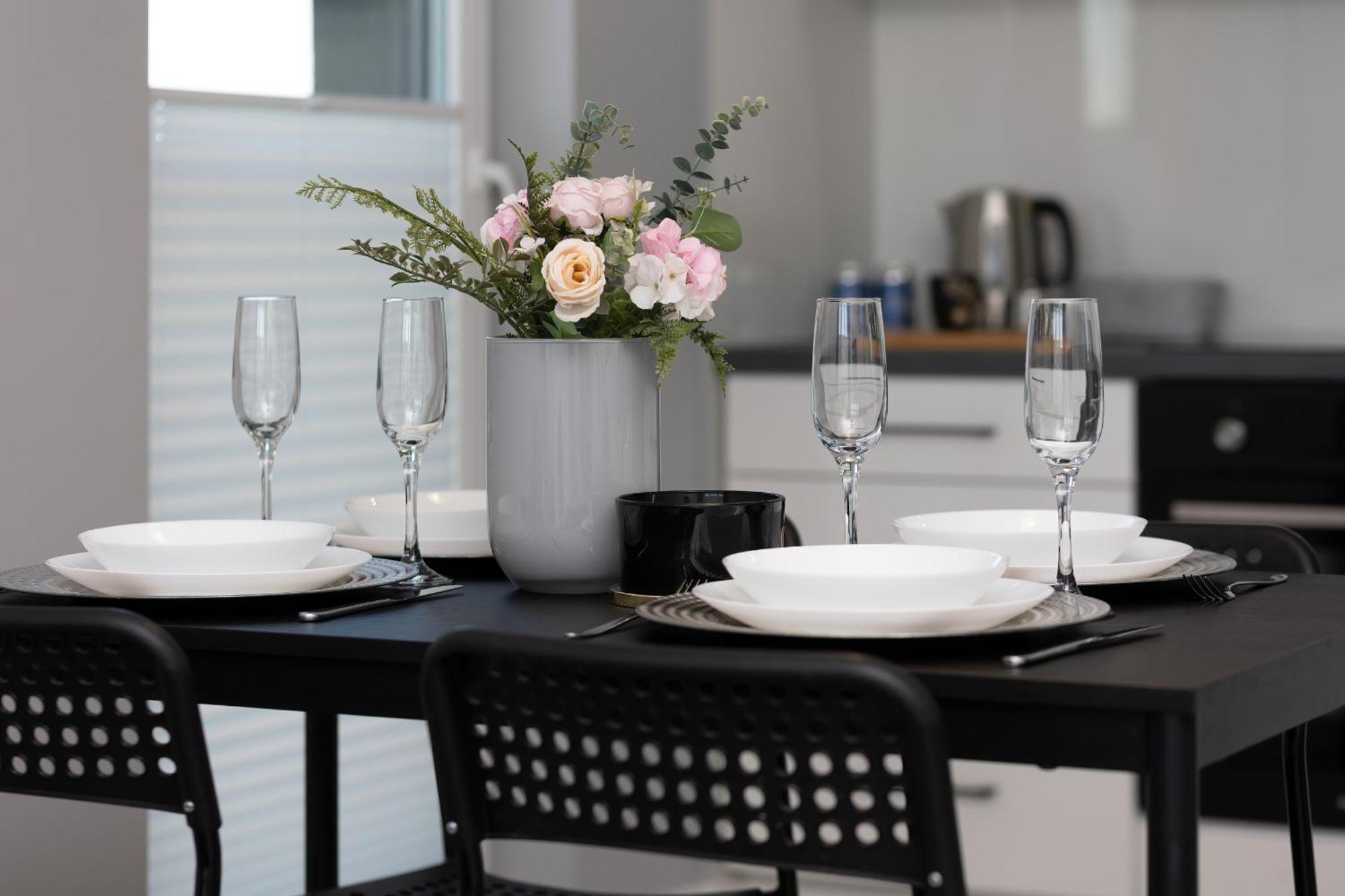 Podgorze Lipska Pet-Friendly Apartment With Balcony And Parking By Renters Prestige Cracovia Esterno foto