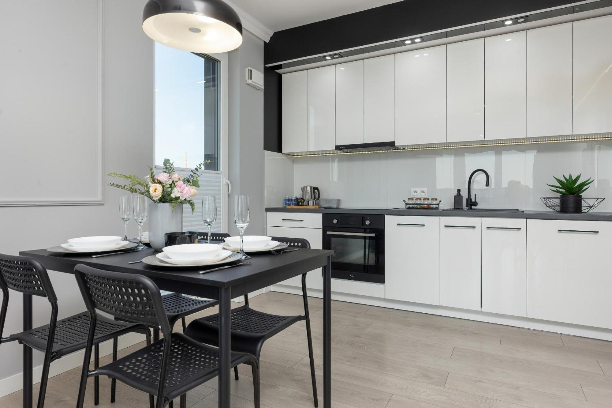 Podgorze Lipska Pet-Friendly Apartment With Balcony And Parking By Renters Prestige Cracovia Esterno foto