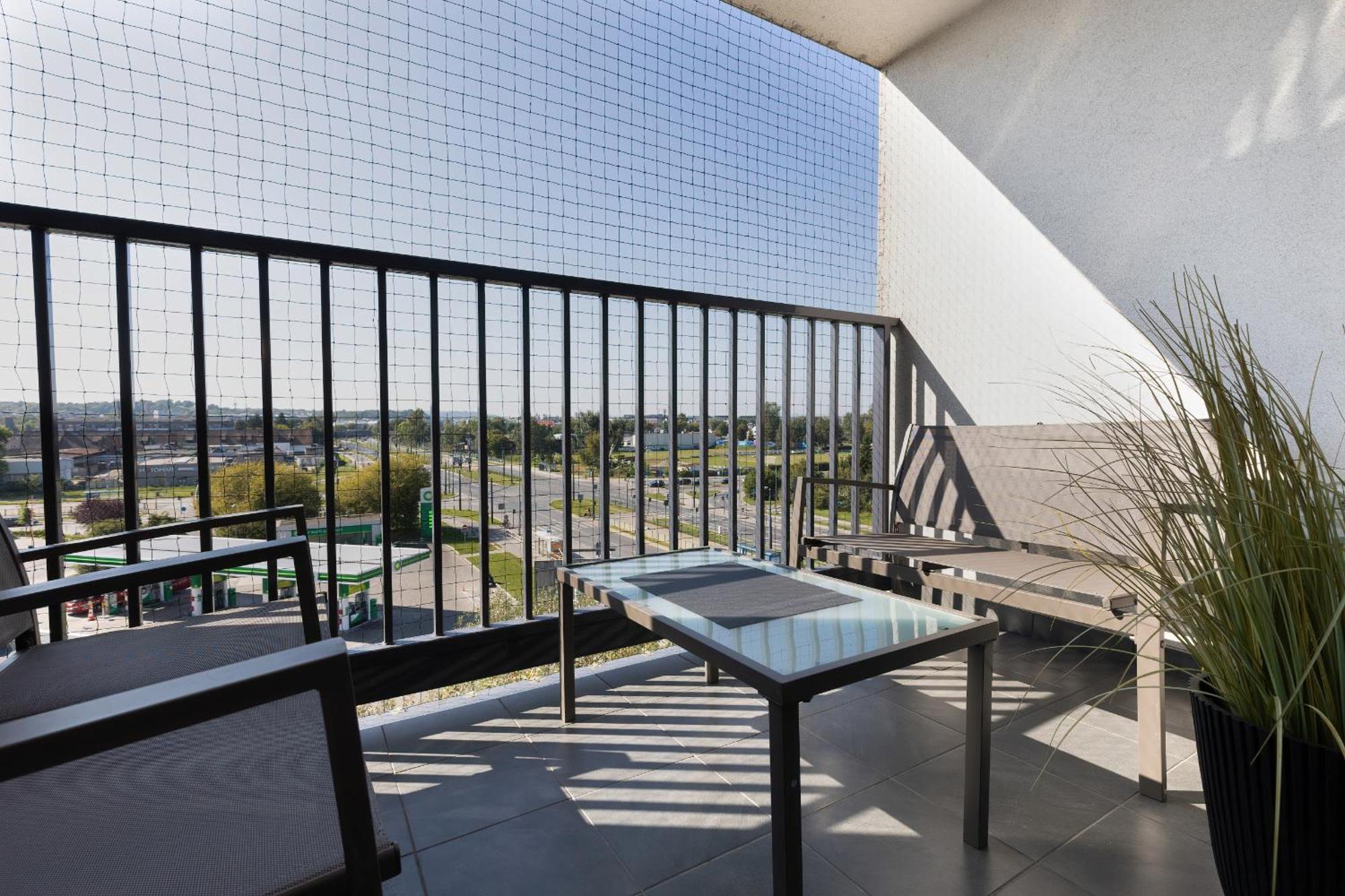 Podgorze Lipska Pet-Friendly Apartment With Balcony And Parking By Renters Prestige Cracovia Esterno foto