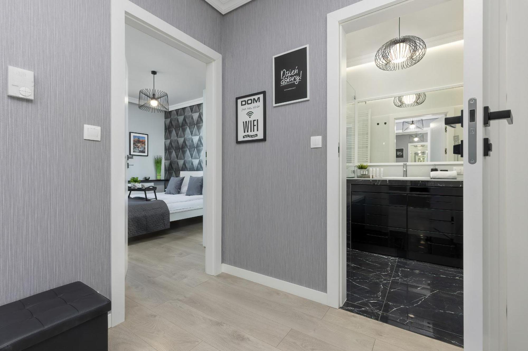 Podgorze Lipska Pet-Friendly Apartment With Balcony And Parking By Renters Prestige Cracovia Esterno foto
